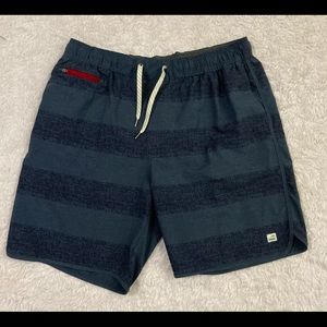 VUORI Men's Sz L Navy Blue and Blue Striped Shorts